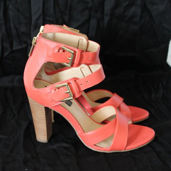 6.5 US, vibrant peach sandal heels. - Picture 1 of 4
